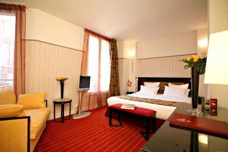 Hotel Eiffel Seine Paris