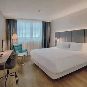 Nh Toulouse Airport 4* Blagnac