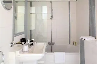 ***  Hotel Eiffel Seine Paris France